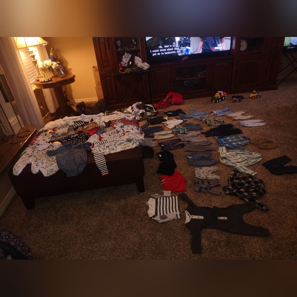 Big bundle of baby boy clothes euc - Picture 15 of 16